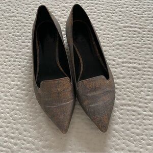 M. GEMI The Padua Metallic Pointy Flats Sz 37.5